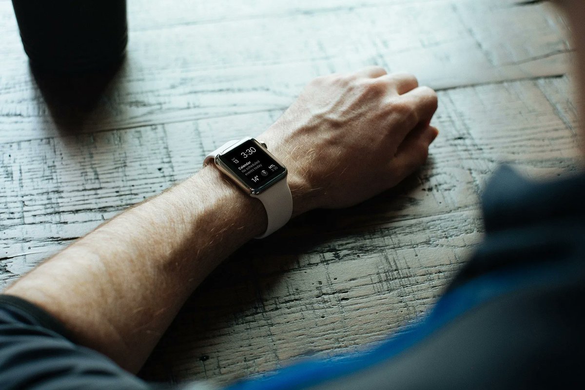 noelchandler's tweet photo. Future wearable health tech could measure gases released from skin
https://t.co/07nXxHLpw1
#wearables #wearabletech #technology #healthcare #HealthTech #futurehealthcare #futuretechnology #futuremedicine #patienttechnology https://t.co/vS2PPKsEXP