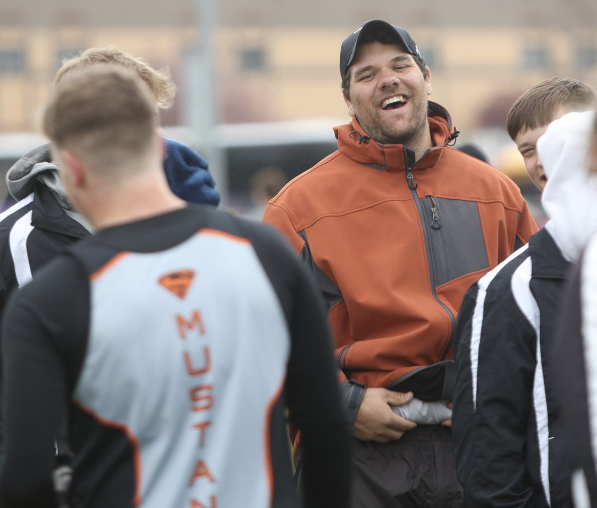 RegisterStanton's tweet photo. Sometimes it’s the action outside of the action that is the most fun to capture at a track meet. Well done, Mustangs! #mustangpride https://t.co/4PXNADwbgM