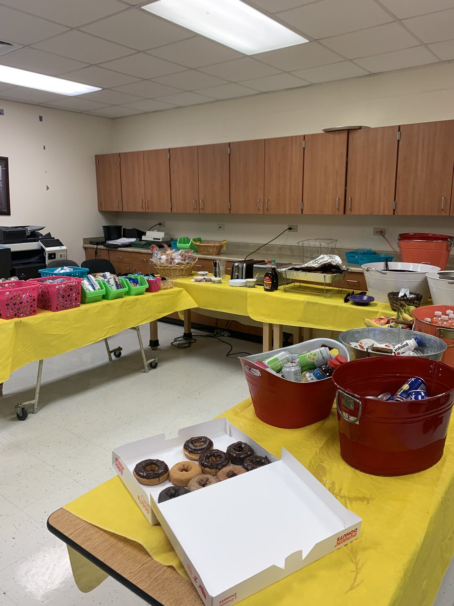 Thank you Carey McHugh for breakfast! ⁦<a href="/BulldogLife_WHS/">Bulldog Life - WHS</a>⁩