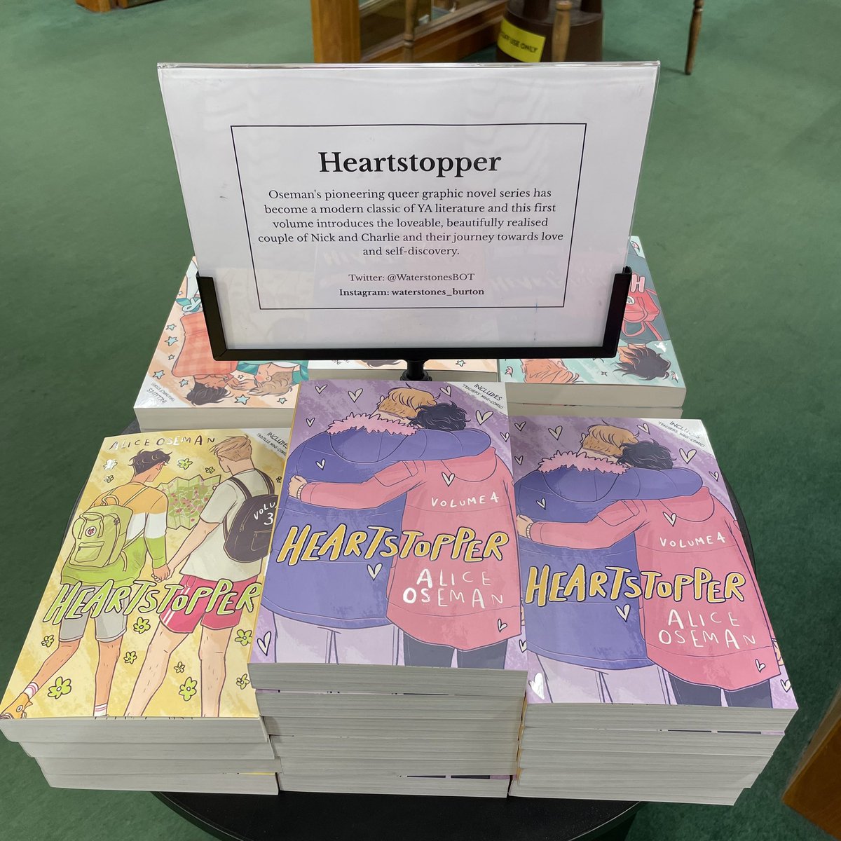 WaterstonesBoT's tweet photo. 🚨 #Heartstopper back in stock 🚨 we have ALL FOUR volumes available, get yours whilst you can! 🍂🍂 https://t.co/HHyYfJlJO7