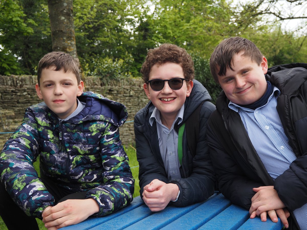 CDPStoday's tweet photo. Making the most of the (marginally) warmer weather. So good to be outside at break and lunch.

#Spring #Cirencester #DeerParkSchool #CirencesterDeerParkSchool #OutsideSpaces https://t.co/lrhrjEqKgi