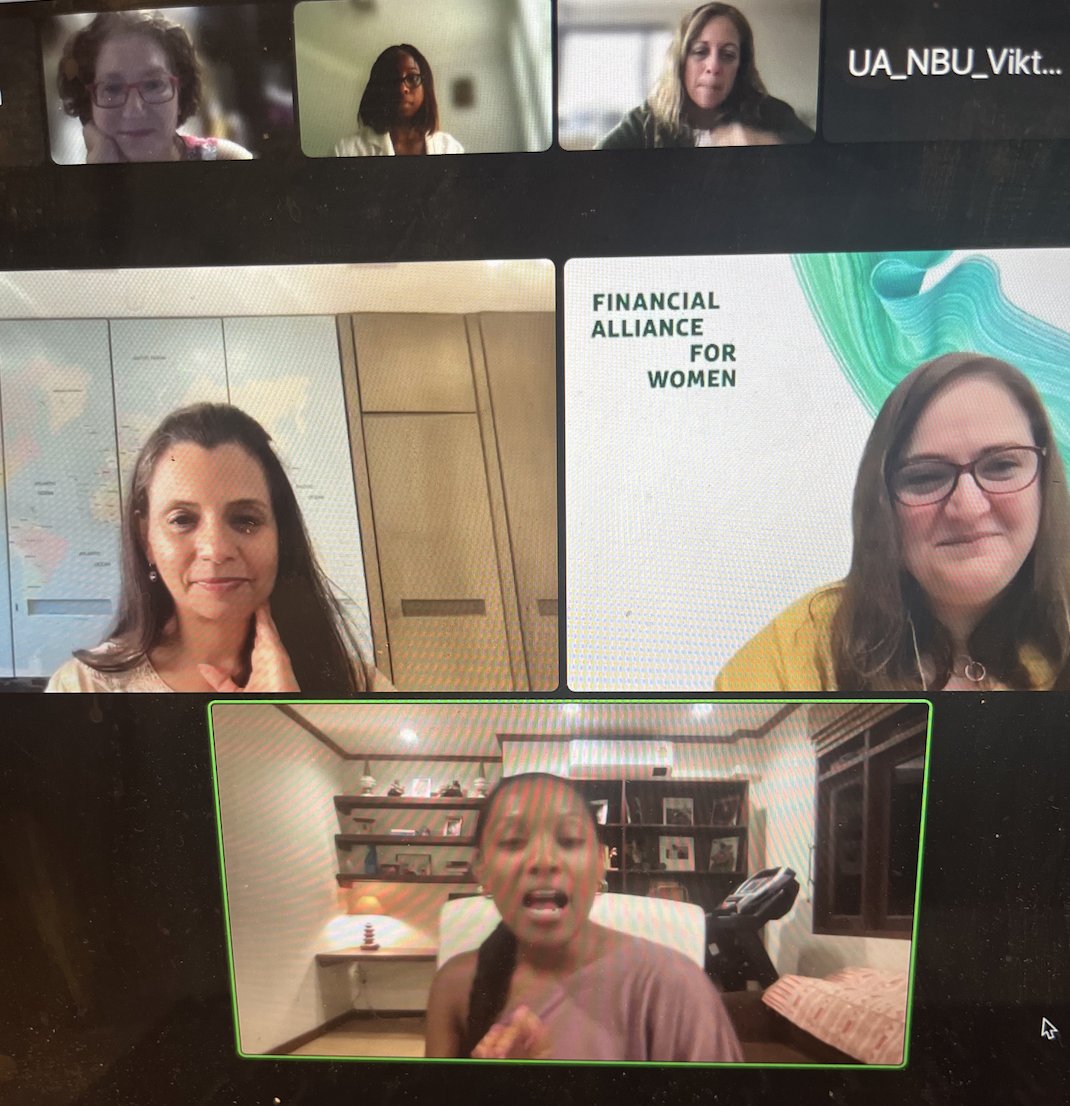 "It's not just about getting new customers a big loan that will leave them in debt. Actually, building trust in the longterm builds #LTV." - <a href="/RosaliaGitau/">Rosalia Gitau</a>, #CEO and #founder of <a href="/mybixie/">Bixie</a> on building #trust with women customers at today's #FintechFriday #championthefemaleeconomy