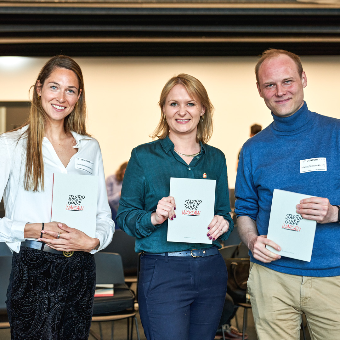 Startup Guide Warsaw is out!🇵🇱🚀 Get your copy of our new book here: bit.ly/3KRo1E3 We hope you will enjoy it as much as we do!