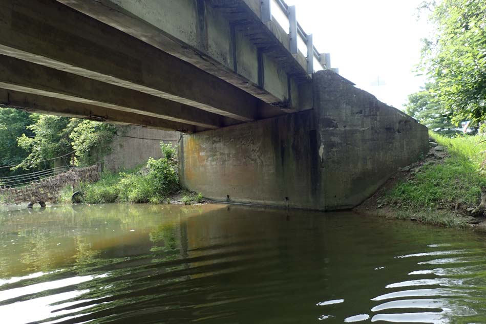 BridgingKY's tweet photo. BRIDGE REPAIR✅
Spalling, exposed steel and cracking meant this Fleming County bridge needed an upgrade. The project involved a new superstructure with beams, deck, and railing and repairs to the abutment. 

Check out the before and after of this KY 111 bridge over Allison Creek. https://t.co/iVVk6d5wDZ