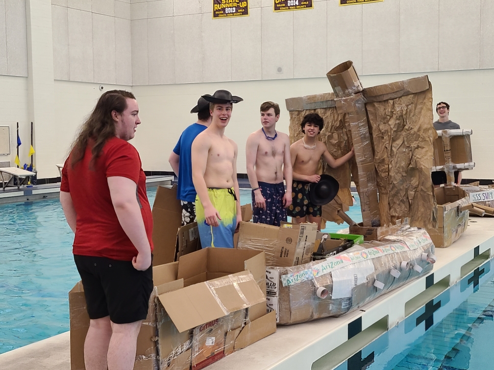 SHS_DocSartori's tweet photo. Doc Sartori's Regatta! Boat Racing #shscompass #saslearn #shslearn #stem https://t.co/2ZYp3lx1sI