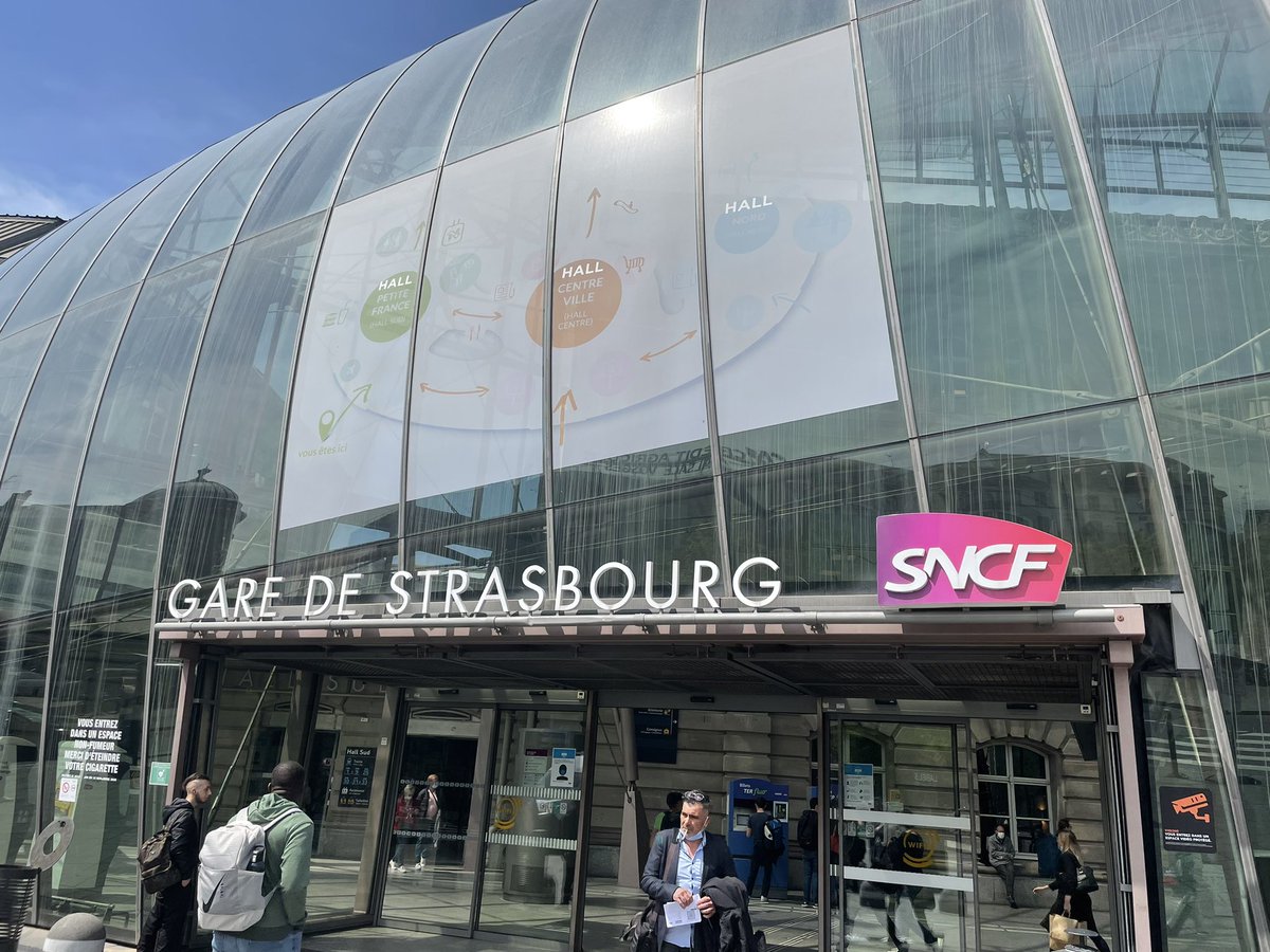 Bluelinea tweet media