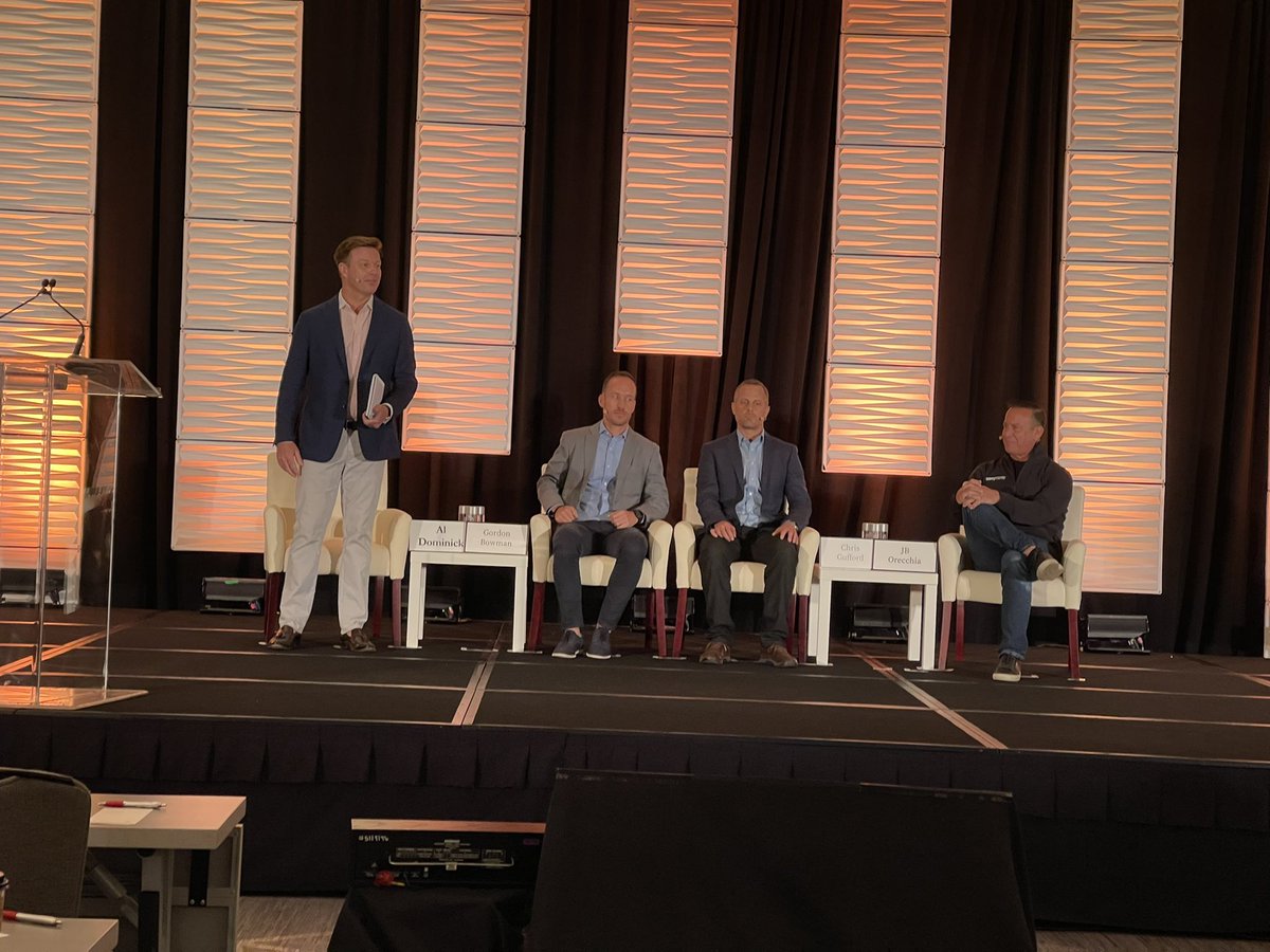 BankDirector's tweet photo. Experts from @lendflowio @ncino @SavvyMoneyTip provide insight into the integration of #fintech products & services into financial institutions. #FXT22 @AlDominick https://t.co/JSL5fMtGjW