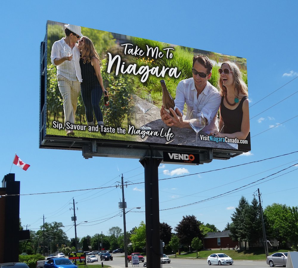 Don't forget, Mother's Day is Sunday! Is anyone planning a family trip, like in this creative highlight from @VENDOMediaInc? If you missed it in this week's newsletter, sign up for the latest Canadian creative &amp; industry news! eepurl.com/dn1UWX

#ooh #marketing #advertising