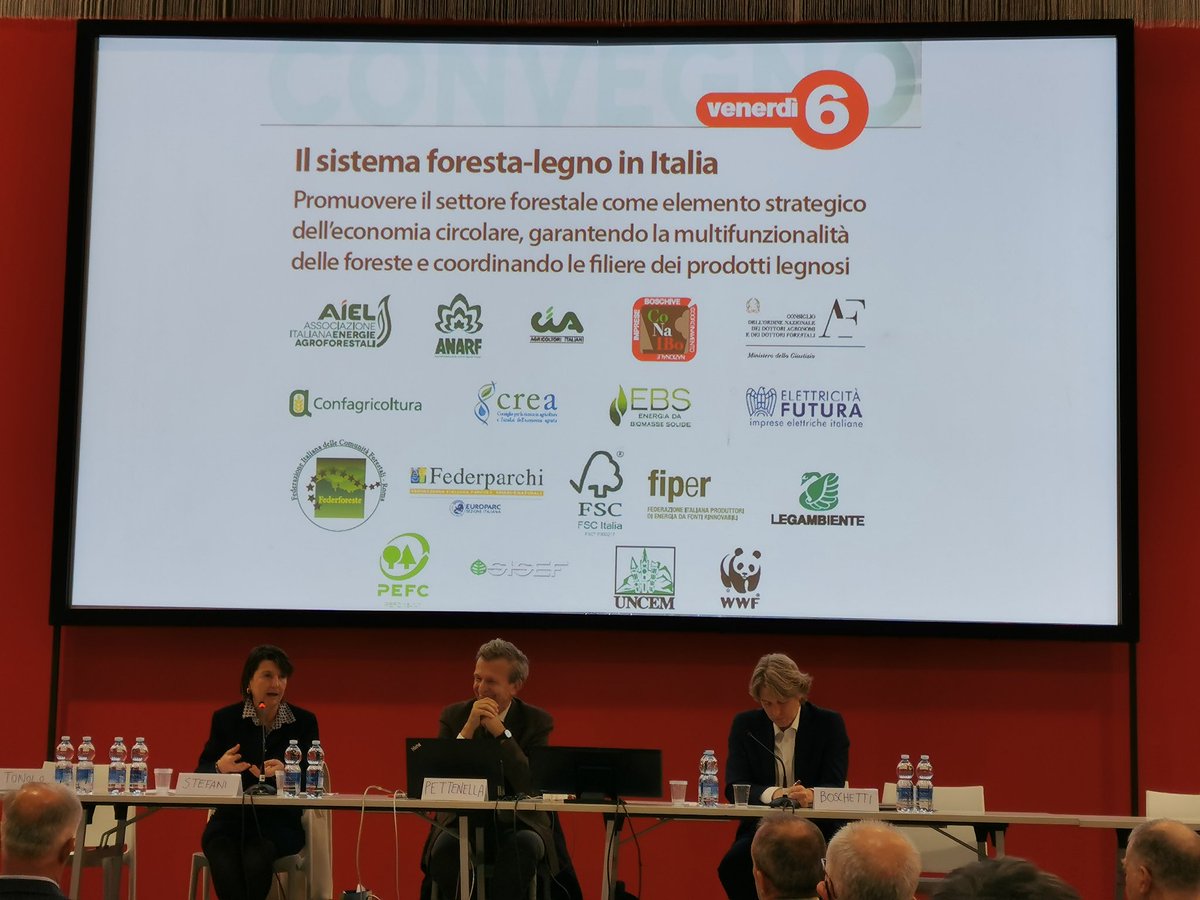 T_E_Helou's tweet photo. Thank you @CooperativeITA for inviting me to present the french #forestry sector & #cooperatives challenges and answers, with #MEP @luisaregimenti, @EUClimateAction & @MetsaGroup at #ProgettoFuoco fair #Verona. #ForestryForTheFuture #LaForêtEnsemble https://t.co/1fBu9yR2bo