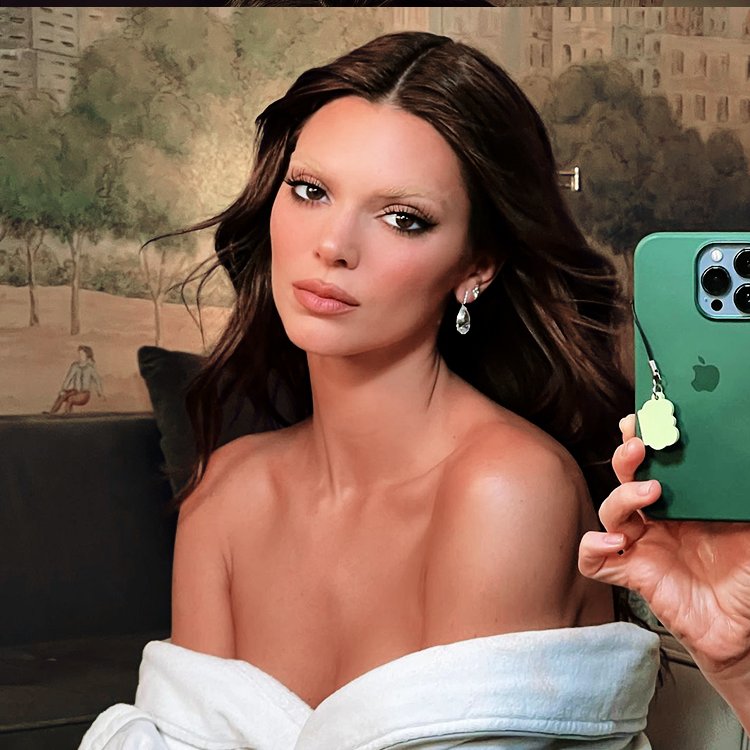 ⠀⠀  𓈒 ॱ ˓📸𝗜𝗚 : #Kennocha_J˒ ॱ𐬹

6,732,118 ʟɪᴋᴇs

𝗞𝗲𝗻𝗻𝗼𝗰𝗵𝗮_𝗝 loved my glam last night 

𝘝𝘪𝘦𝘸 𝘢𝘭𝘭 19,604 𝘤𝘰𝘮𝘮𝘦𝘯𝘵𝘴
3 𝖽𝖺𝗒 𝚊𝚐𝚘 

⠀