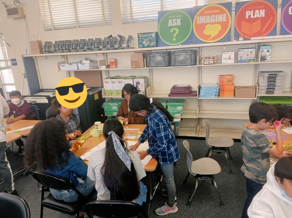 CSdcoastal's tweet photo. Been busy few days, but Oh So Much Fun! From GS workshops to in-school #Fieldtrips with 5th graders...Wrapping up this school year's been exhilarating and a good reminder of how the kids and all of us needed some #SocialEmotional connections to #makelearningfun.
#remakeLearningSD https://t.co/JYT7zO8UZH