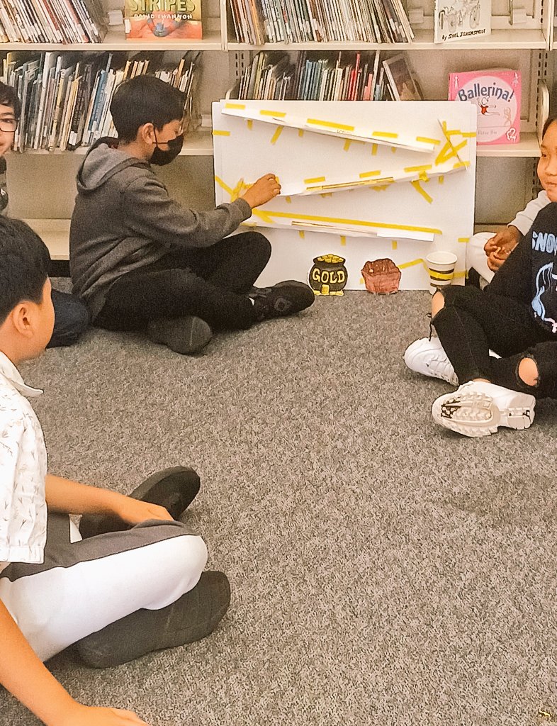 CSdcoastal's tweet photo. Been busy few days, but Oh So Much Fun! From GS workshops to in-school #Fieldtrips with 5th graders...Wrapping up this school year's been exhilarating and a good reminder of how the kids and all of us needed some #SocialEmotional connections to #makelearningfun.
#remakeLearningSD https://t.co/JYT7zO8UZH