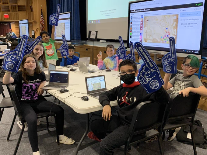 Image from Kramer Lane Library - Bethpage UFSD - Mrs. Swicord (@KLS_Library)