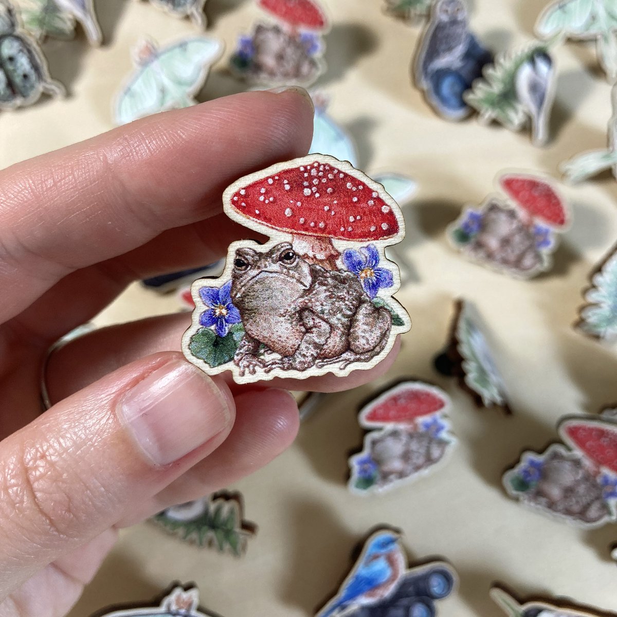 lroweart's tweet photo. New pin! Just added these grumpy toads to my etsy shop (link in bio). https://t.co/7y0CZizAvK