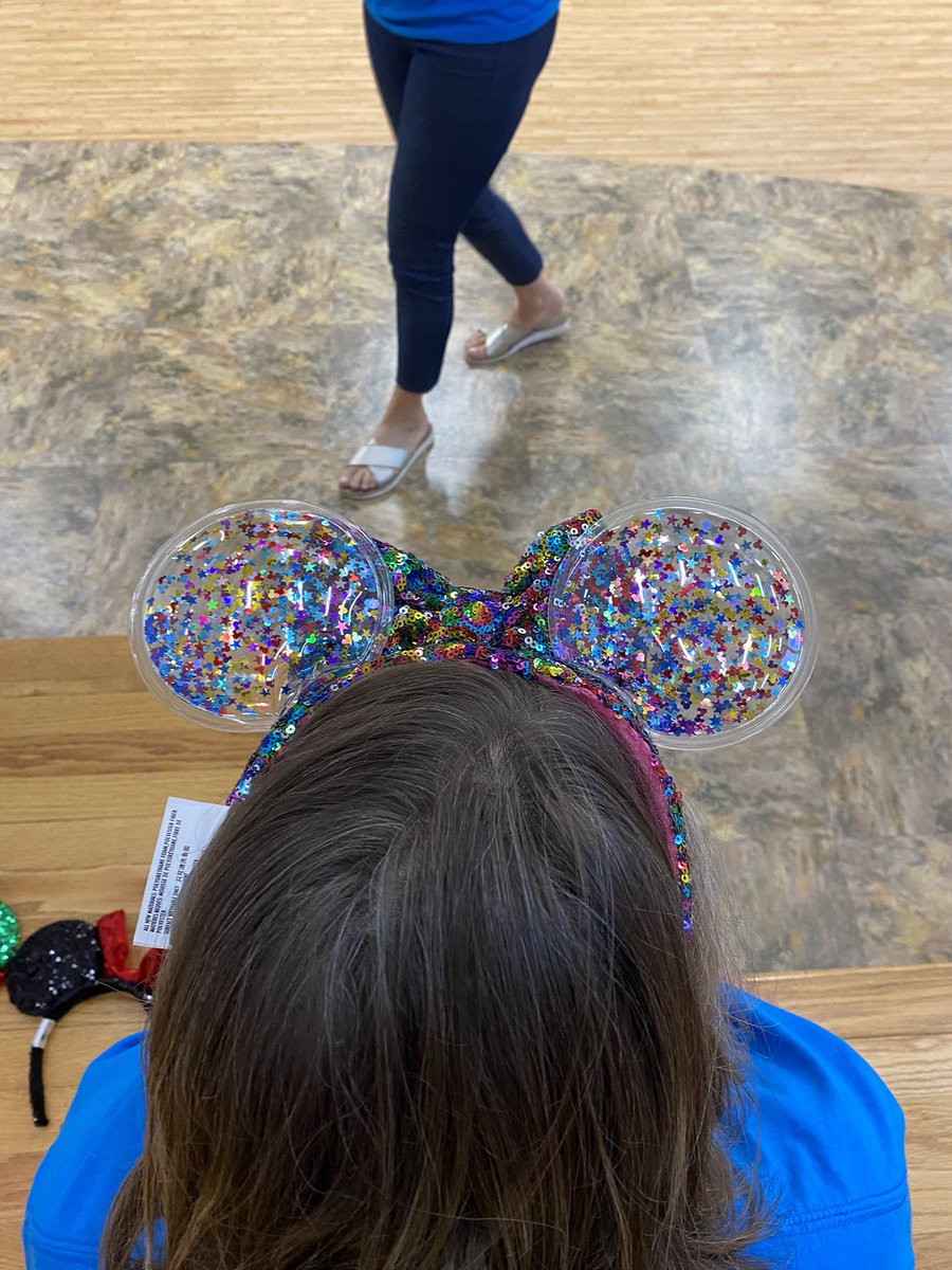 Spotted a Mickey this morning! #BibbidiBobbidiBlue  #JAGSney