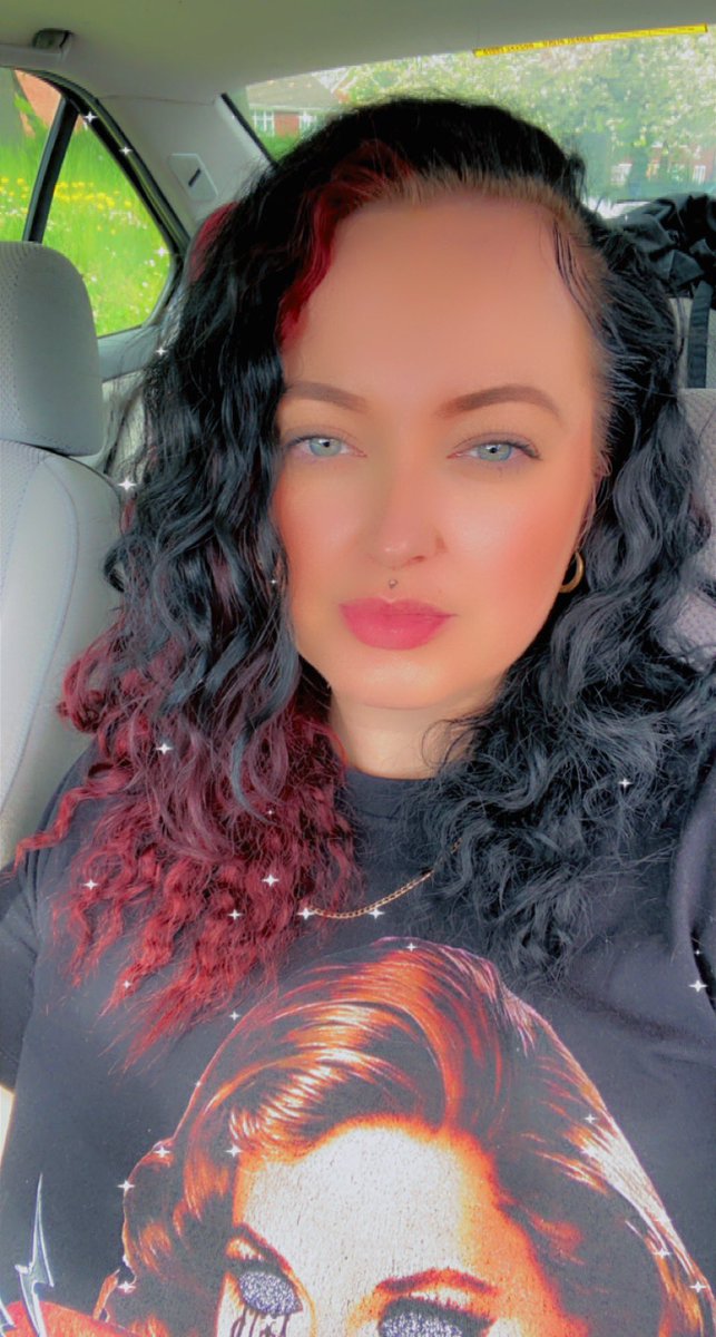 QueenGoddessK1's tweet photo. The face that control every aspect of your life 😈 findom goddess worship cashslave @rtpigfindom @RT_subm  @rt_find https://t.co/LHWQo4KZAI