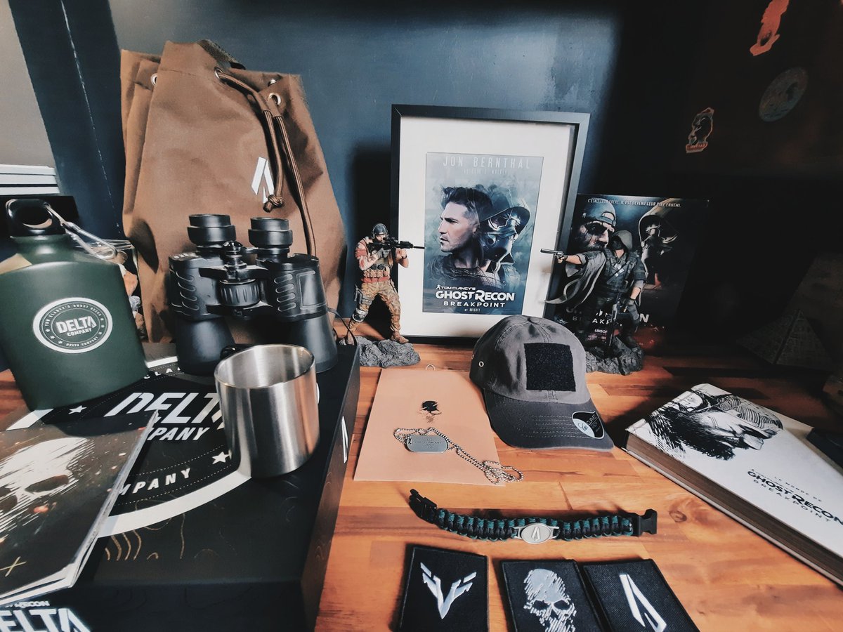 MEMENTO_Fire's tweet photo. The Ghost Recon Breakpoint collection is growing again!! 

A big thank you to @Ubisoft
/ @GhostRecon - @GhostRecon_FR this totally matches the Ghost Recon universe!

Delta,
The covid has prevented us from meeting again, but
Never Forget, We Are Ghosts ! or Wolves ! @6Golf3Bravo🐺 https://t.co/xKIDOeTdP9