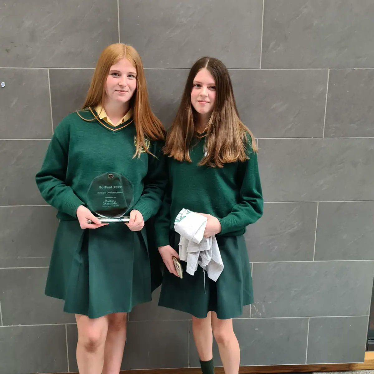 PresWex's tweet photo. Big news just in 🎉🎉Congratulations to 2nd year student Kate Roche who won the overall DCU individual award for #scifest 2022. Another huge congratulations to second year student Amber McCleane who won an overall Boston scientific award for advancement in medical devices. https://t.co/8eVZg4isQ9