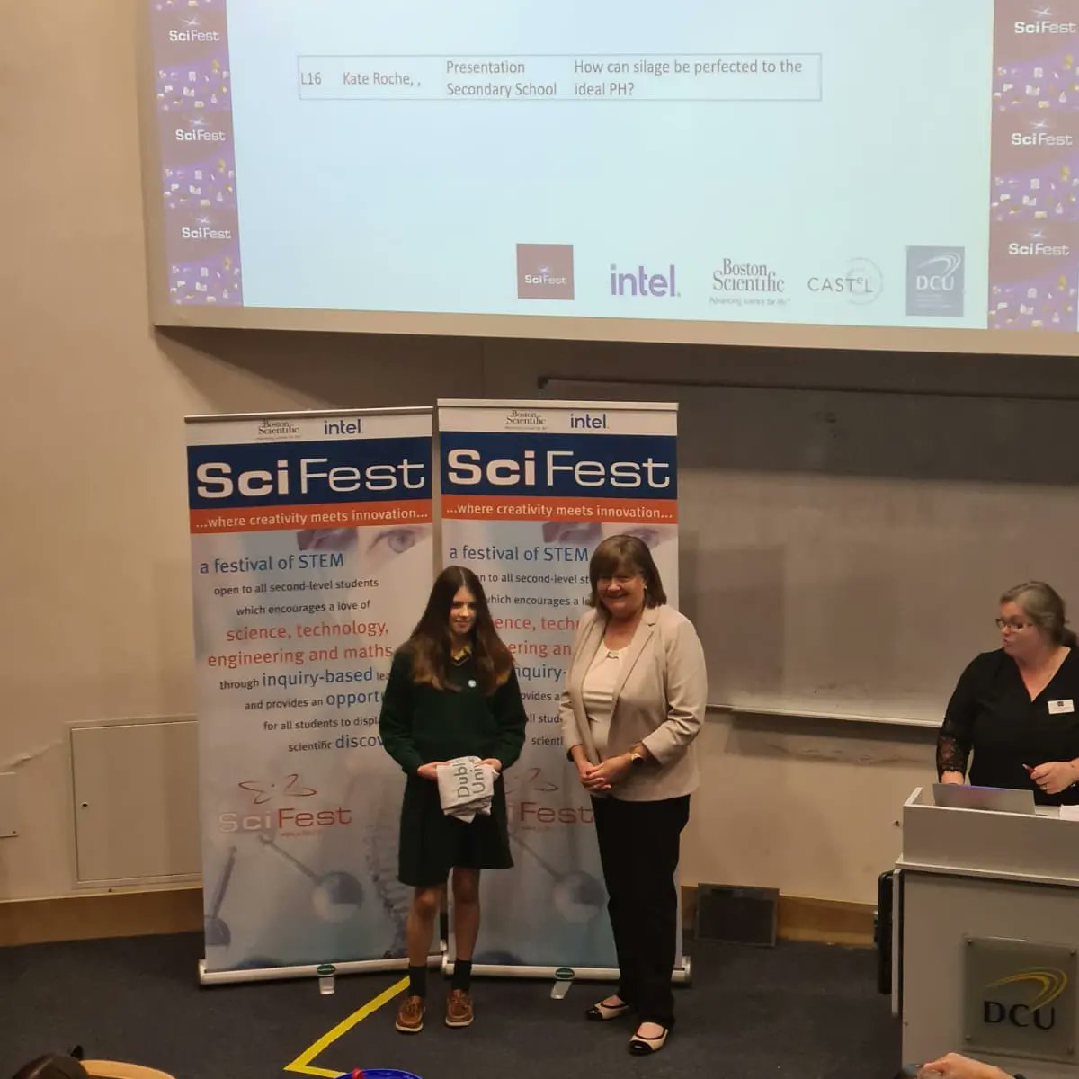 PresWex's tweet photo. Big news just in 🎉🎉Congratulations to 2nd year student Kate Roche who won the overall DCU individual award for #scifest 2022. Another huge congratulations to second year student Amber McCleane who won an overall Boston scientific award for advancement in medical devices. https://t.co/8eVZg4isQ9