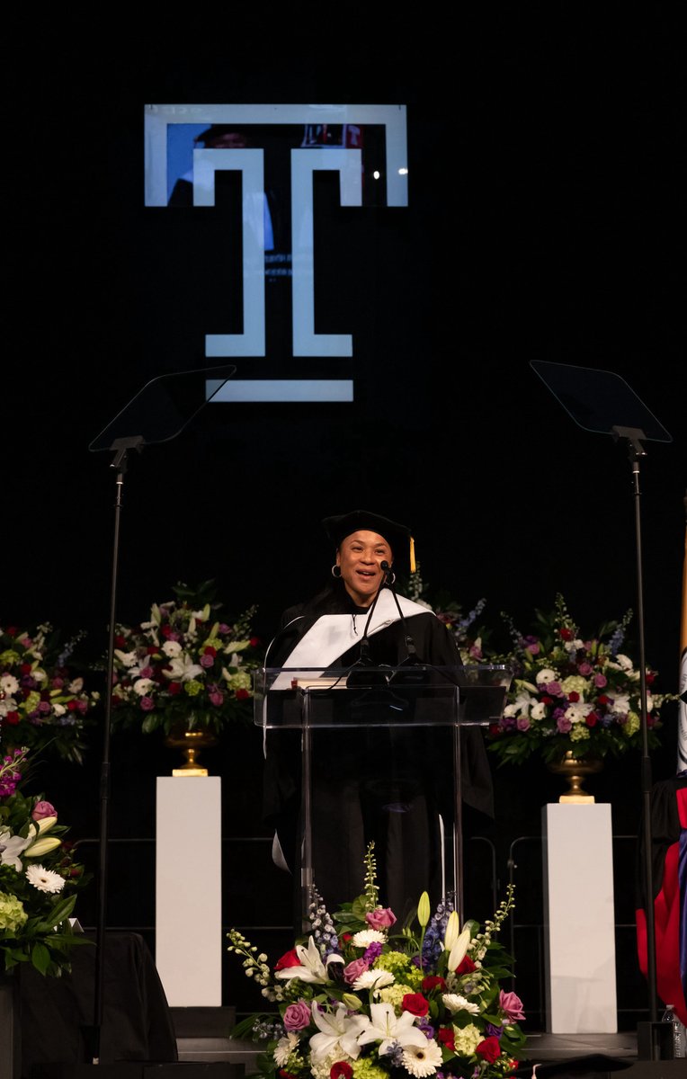 "Lean on your strengths and strengthen your weaknesses.”—<a href="/dawnstaley/">dawnstaley</a>, basketball hall of fame player and coach &amp; this year's Commencement speaker.

#TUgrad22