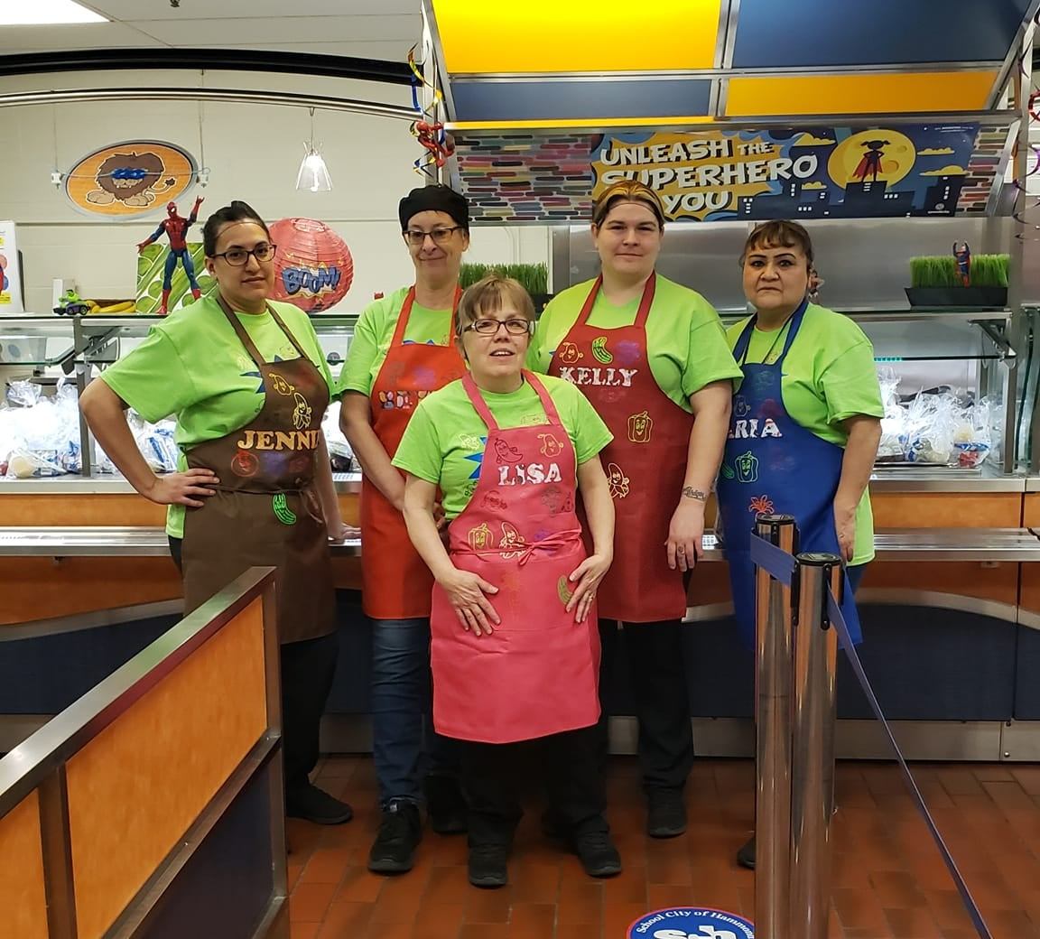 SCHK12's tweet photo. Happy School Lunch Hero Day to all our #SCH Kitchen Staff!!! #SLHD22 #NotAllHeroesWearCapes https://t.co/kvQUmDYNAT