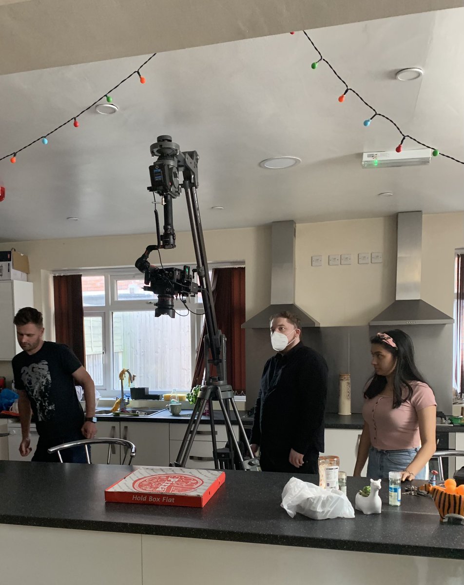 WilllDarwin's tweet photo. Had a great day on set yesterday filming ‘The Last Slice’ short film! Written by @EricMok97.
Watch this space or should I say slice…🍕👀@RBCActors22 @BirmConsActing #shortfilm #actinggraduate #dramaschool https://t.co/ov9k3e4NVu