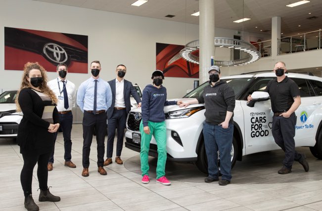 vic_007luv's tweet photo. @JPToyotaCanada gifted @PowerToBe  with a brand new #SUV #hybrid #Highlander https://t.co/sCRSmiKkOr