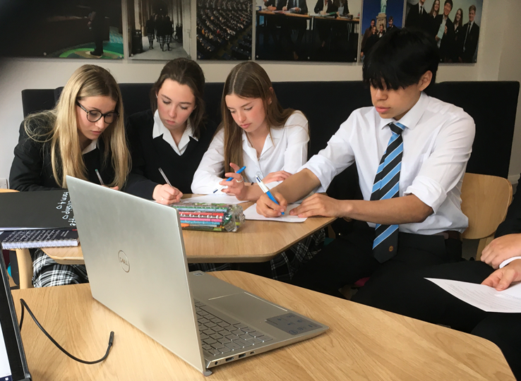 OakhamCitizens1's tweet photo. Sometimes Citizenship is amazing!  Here is a group researching their Citizenship action by linking to the Kingdom of Eswatini to talk to Mike Drew OO and Mrs Nozipho Thorne who is the Programme Director for boMake Rural Projects  More later @ACitizenshipT @OakhamSch https://t.co/ePq4MSN20c