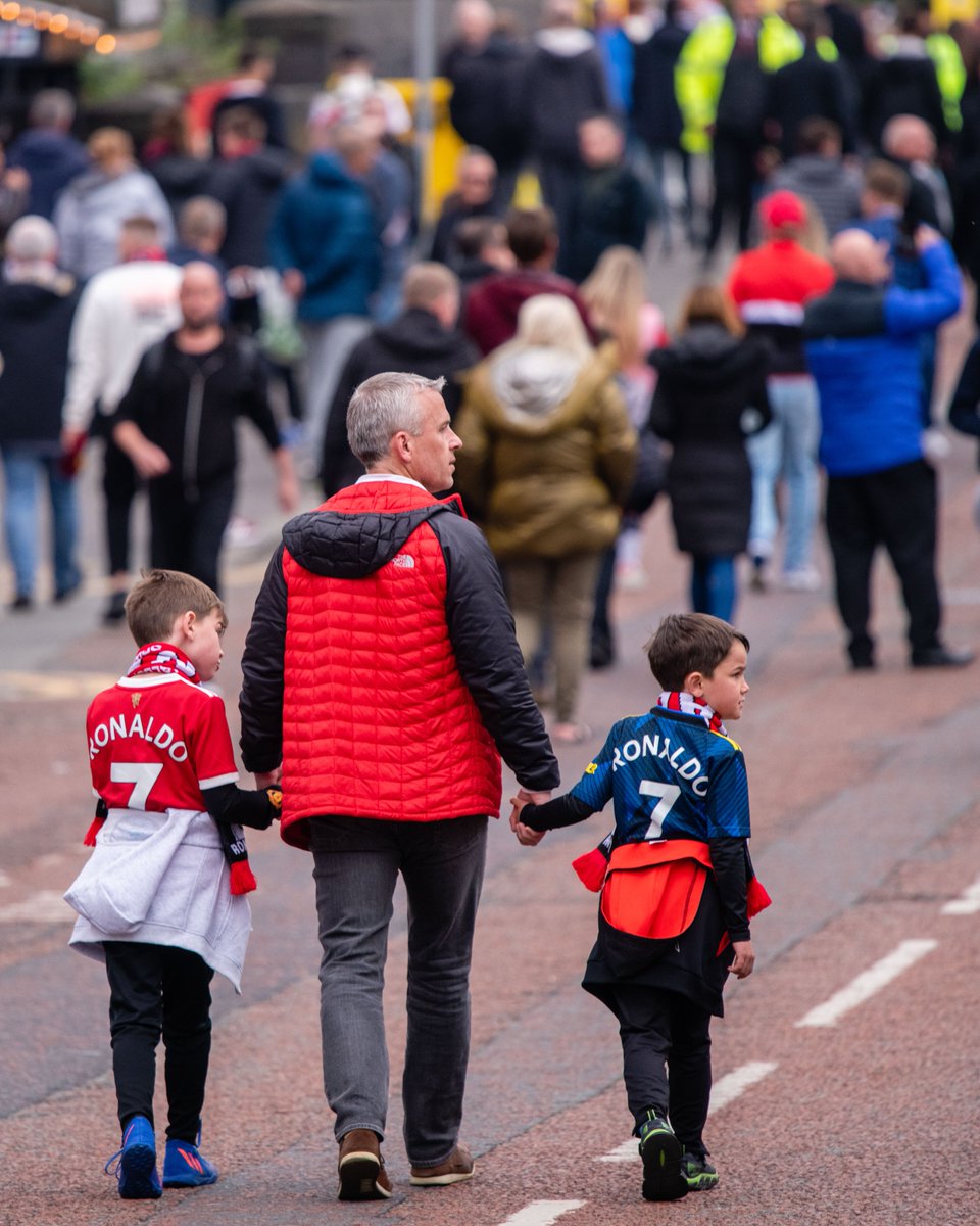 ManUtd's tweet photo. We can't wait to see you in Brighton, Reds! ❤️

#MUFC | #BHAMUN https://t.co/6vDFN5Io6C