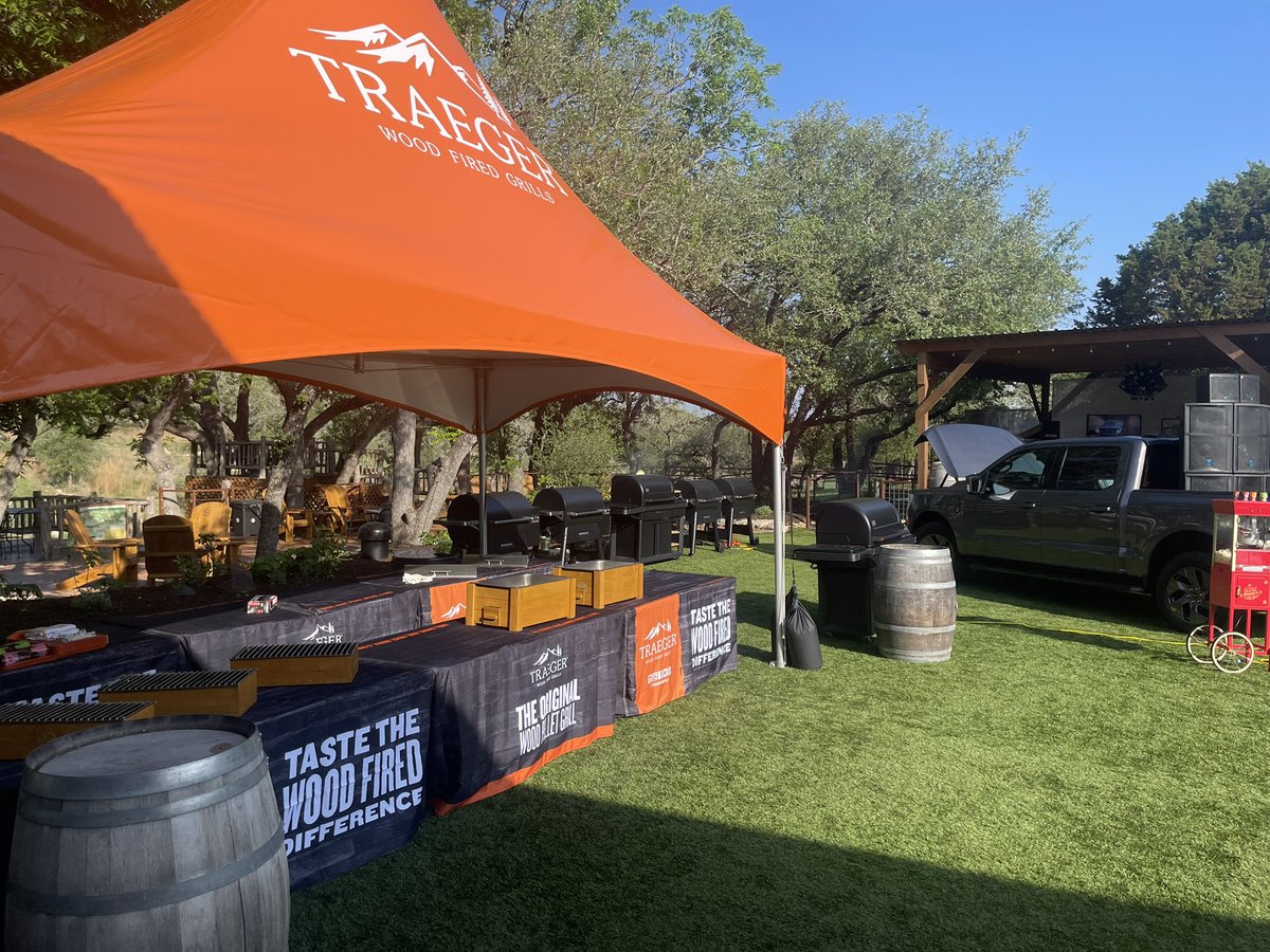 DivaQBBQ's tweet photo. Such a beautiful day here in Comfort TX. 
@ford 
@TraegerGrills 
@SingingWaterVin 
#F150Lightning https://t.co/Ytb0vV1jEg