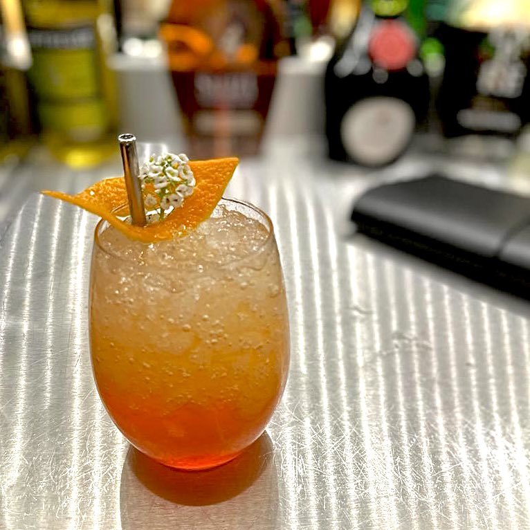 MANIFEST_rest's tweet photo. Friday innit….
We are full for dinner tonight but have some space for walk in cocktails
#manifestliverpool
#hiddenliverpool
#fridayinnit https://t.co/k1hNL420ec