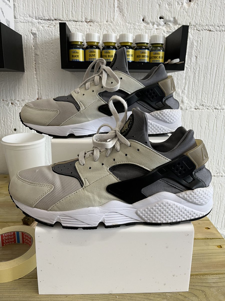 solepatrol666's tweet photo. Deep clean Nike Huarache with @Reno_station Reno-clean finished with a 2 coat Reno-protect.              #Nike #swoosh https://t.co/oVUKmk0fhx