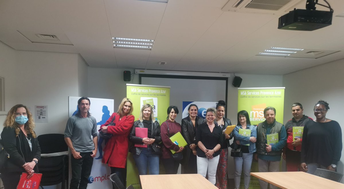 MSAServicesPA's tweet photo. #challenge DELD Decod'age Go! Un super groupe est constitué, mots d ordre #valeurs et #bonnehumeur. Bravo aux futurs professionnels du Grand Âge 👏👏 @poleemploi_VAR @SeverineDupouy @KarineKtb https://t.co/EWcdE4Jt75