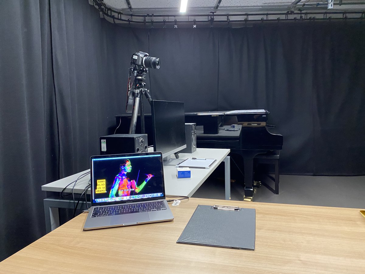 ryanthomasgreen's tweet photo. The final set-up for my #musictheatre #experiments which begin tomorrow. Apprehensive but excited none the less to do some real life #research. If you're in #plymouth and would like to participate you can find out more here: https://t.co/TapPliPH4o https://t.co/kqZCl5atpP