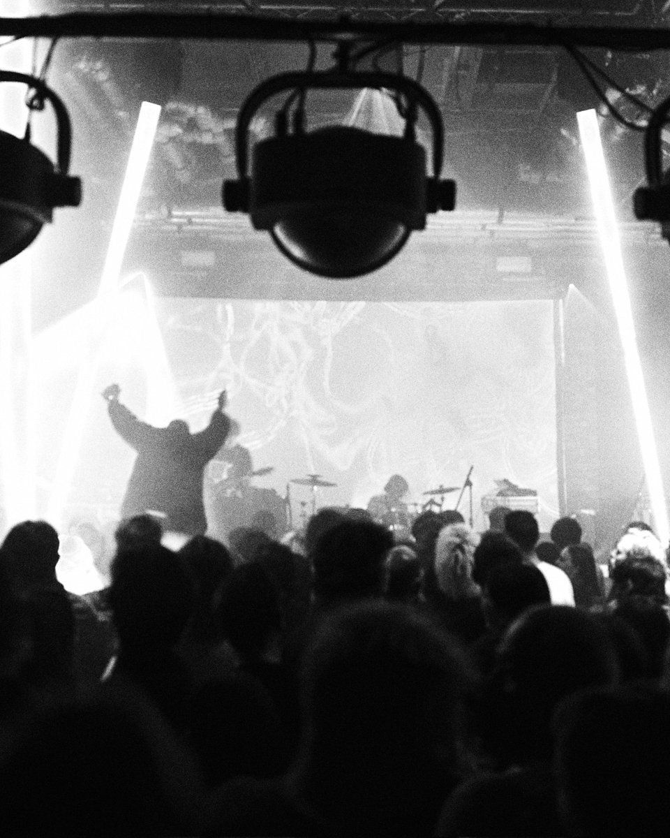 Thank you for last night, it was incredible. 

We've been waiting to play fabric for a long time and last night was everything we'd hoped for and more. 

Thank you to everyone who came down, to <a href="/fabriclondon/">fabric</a> &amp; <a href="/BadVibesUK/">Bad Vibrations</a> and <a href="/nikvoid/">Nik Colk Void</a> and @mandyindiana for playing

📸 <a href="/giloscope/">Giles Smith</a>