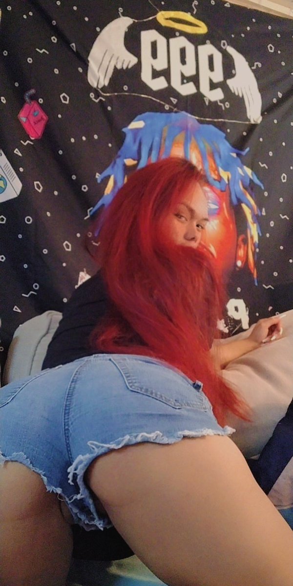 LiloKauhola's tweet photo. Give it to me daddy 

#sellingcontent #contentcreators #Hawaiian #FAP #WAP #sexy #dildo #pussypopping #twitterporn #bbc #vibrator #Masterbation #fuckme #fromtheback #chokeme https://t.co/6gn59O2djp