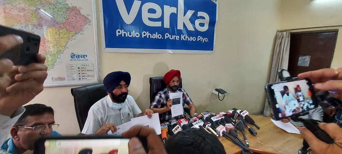 yespunjab's tweet photo. Baffled by Verka's dominance, unscrupulous elemtns trying to malign image: GM https://t.co/Isy55GcZXj
#Baffled #Verka #Elemtns #MalignImage #GM #YesPunjab https://t.co/wqGR4BqygD