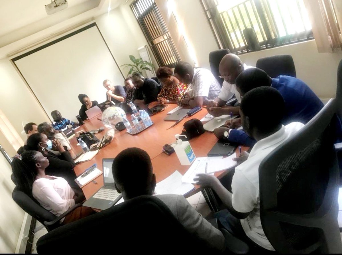 Dr_DennisAguma's tweet photo. Part of my PhD research is about #entrepreneurship #ecosystems. Delighted to partake of very enriching discussions by various stakeholders, on the state of Uganda’s #startup ecosystem. Thanks @UNDPUganda for triggering this discussion. @StartupUganda_ @BCUEntResearch https://t.co/HjEWAzx5Mi