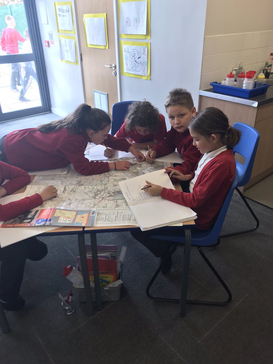 MrS_OLOS's tweet photo. As geographers this week, the children in Elm revisited their OS map skills to identify human and physical features around our local area. They also used eight point compass directions to find nearby settlements 🌍 🗺 https://t.co/gtWbBNHTve
