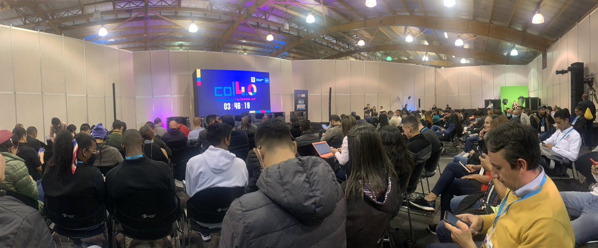 MiguelRiano_AD's tweet photo. gm fam, continúa @Col4punto0 aprendiendo sobre #nfts y del arte de @alejandropeters @psychdre_eth @DaniMunozArt @NoreMagdaniels, y por supuesto gracias a @clemengiraldo por promover la adopción de #blockchain en el país 

#NFT #nftcommunity #nftart #nftartists 

@SlothCreators https://t.co/7mx4q5QI12