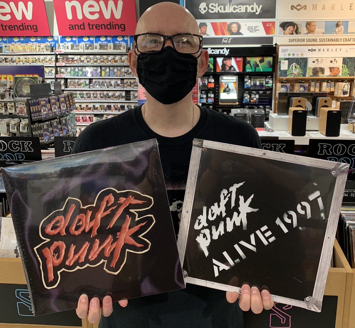 hmvInverness's tweet photo. 2 cracking reissue’s up next.
Its #daftpunk with LP #reissue’s of their classic albums #Alive1997 & #Homework.
Own it on #Vinyl now.
#NewMusicFriday #Playlist #NewReleases https://t.co/wvwm0bRV8t