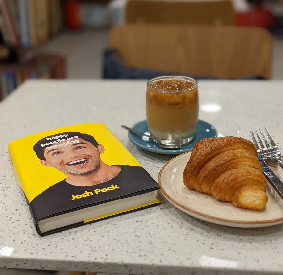 citizenkamath's tweet photo. The only good thing about an otherwise mediocre day is this Vietnamese Iced Coffee with butter croissant from @BlueTokaiCoffee 
#SaltPepperFoodGuide #MadeByGoogle @madebygoogle https://t.co/L4BFXwzmiW