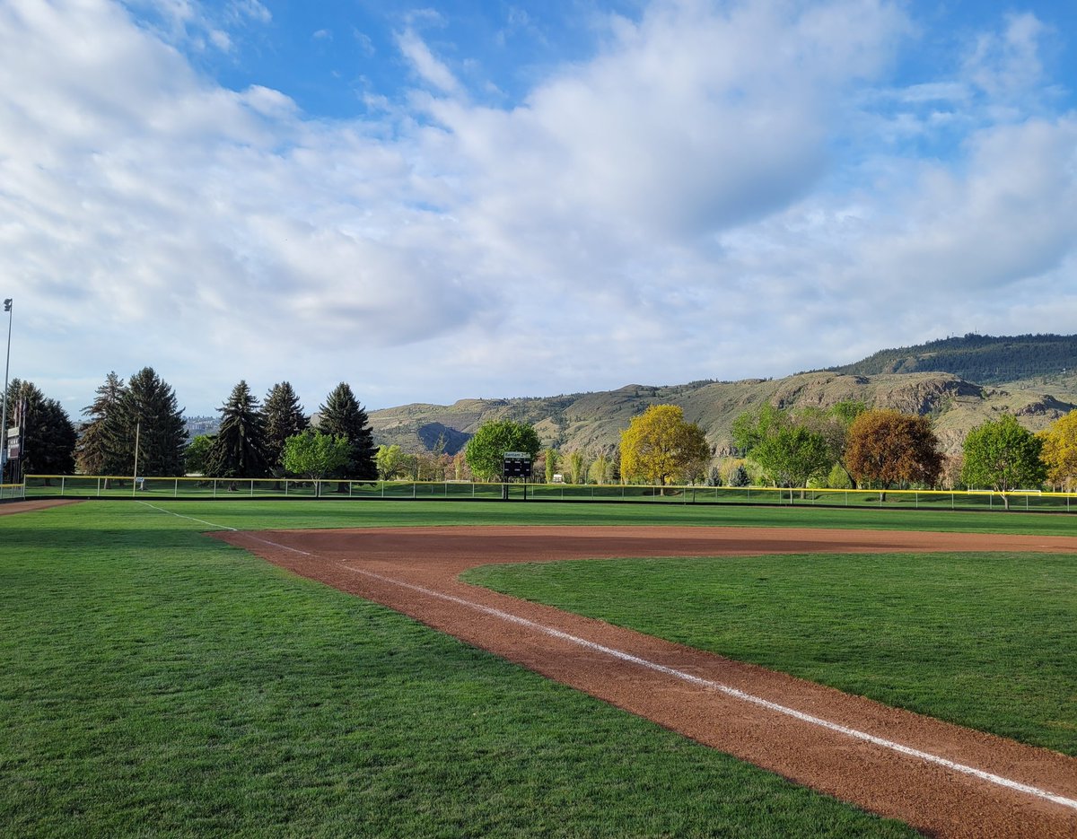 YEGExpos's tweet photo. Beautiful morning in #kamloops to play ball! #baseballcanada #yegexpos #yeggers #baseballalberta #baseballbc #kamloopsbaseball https://t.co/E9luF8h49r
