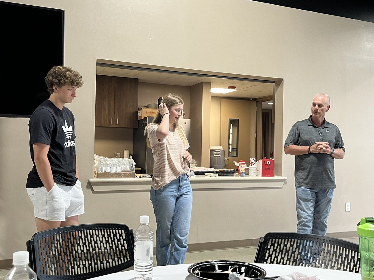 DavissonDustin's tweet photo. New Braunfels FCA meeting this morning was great!  @KoehlAlyssa Drew Carter and @CoachTBush did a great job speaking! @canyonhscougars https://t.co/7TJ61d8A1M
