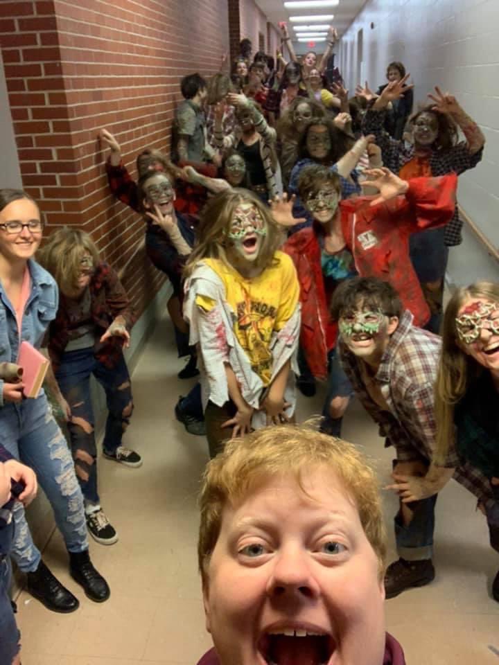 HINTS FOR NEXT YEAR'S MUSICAL DAY THREE!!!
kiss 💋
voice🎤
impersonator 👺
#NHSDrama