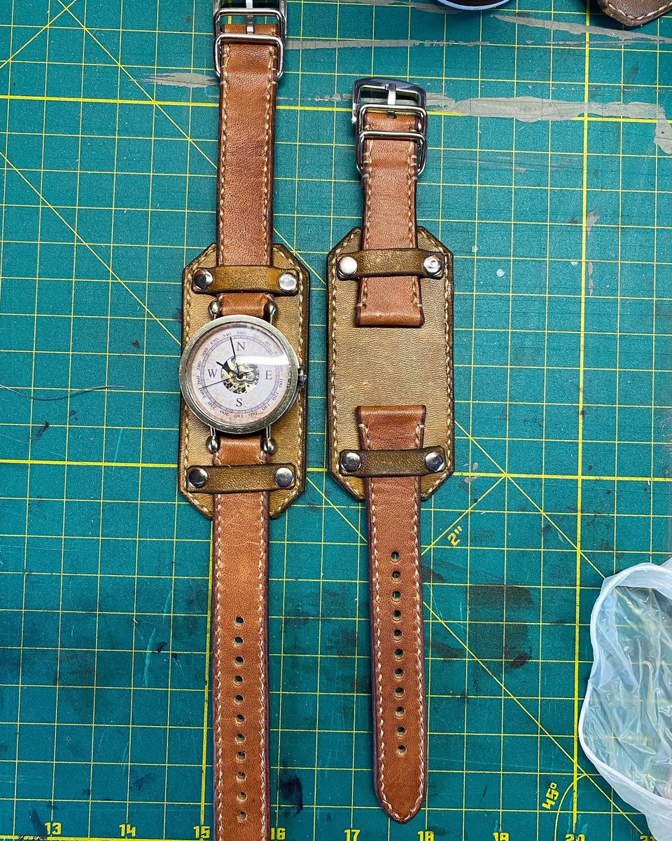 TheExCB's tweet photo. A few more custom orders knocked out this week. I’ll be in Toledo this weekend and then back at it with a feverish pace! #handmadewatch #custommade #customtimepiece https://t.co/vnAdODJHlK