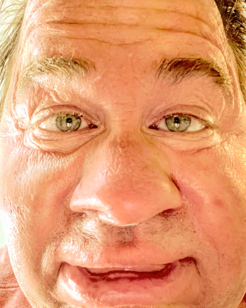 SouthieJack's tweet image. Ok, fine! 
#firstheadshot #nofilter