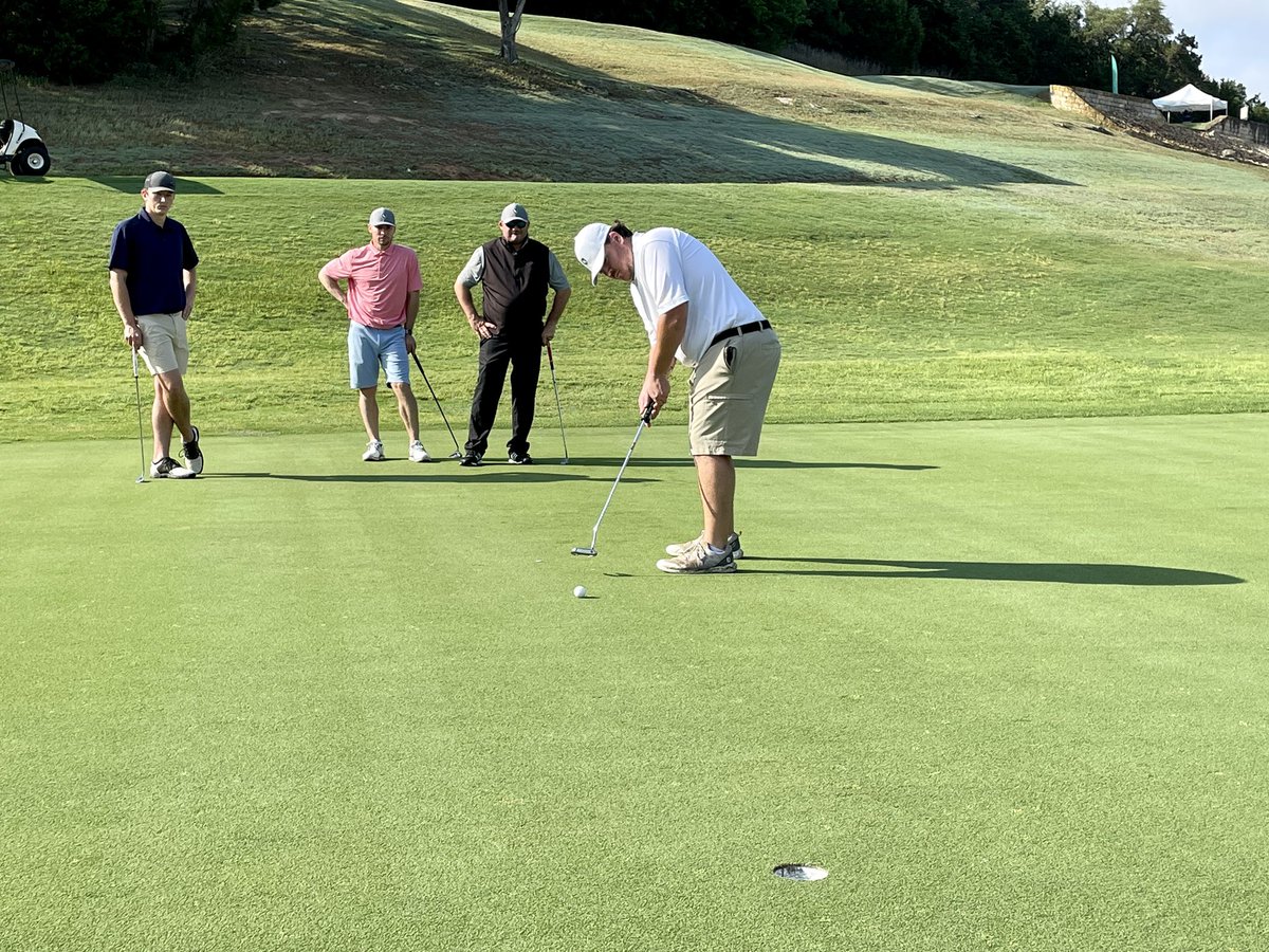 NFLAlumniAustin tweet media