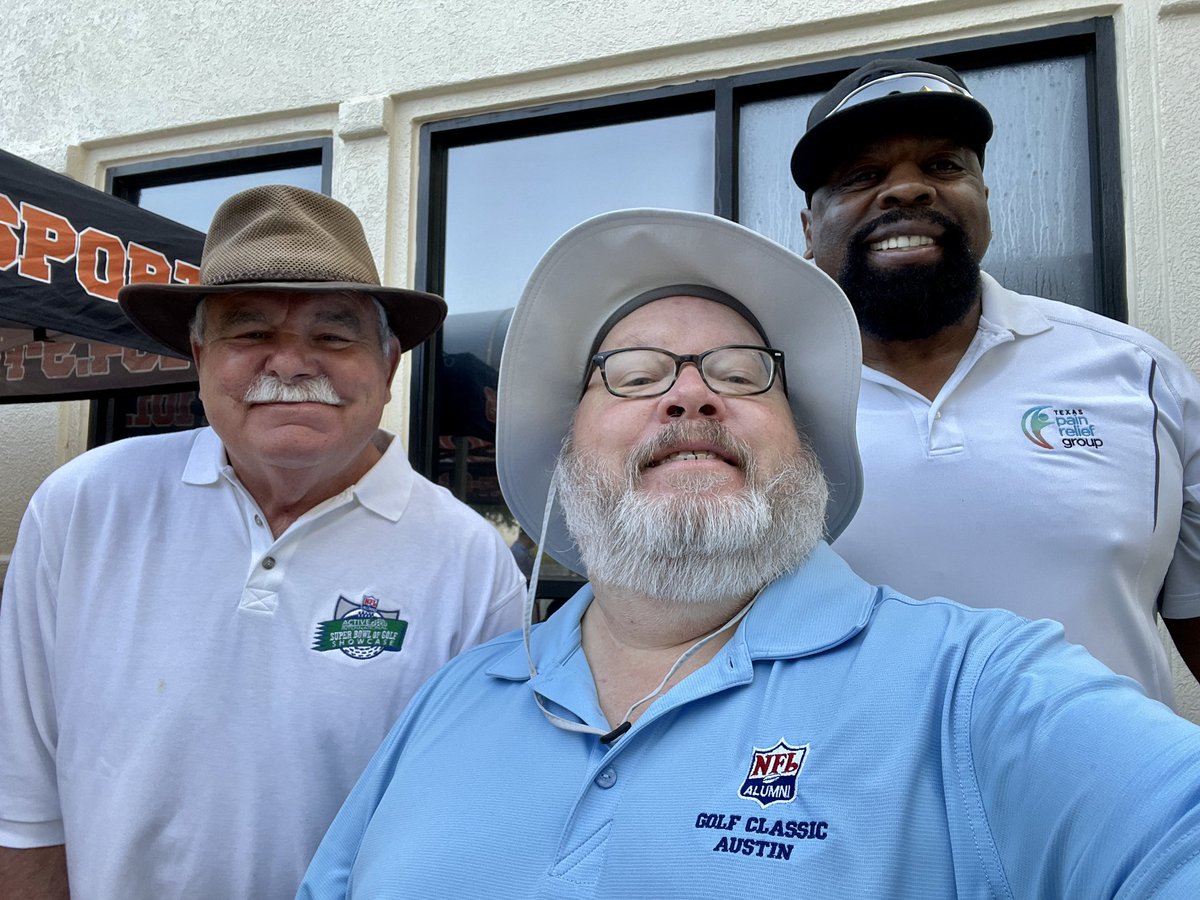 NFLAlumniAustin tweet media