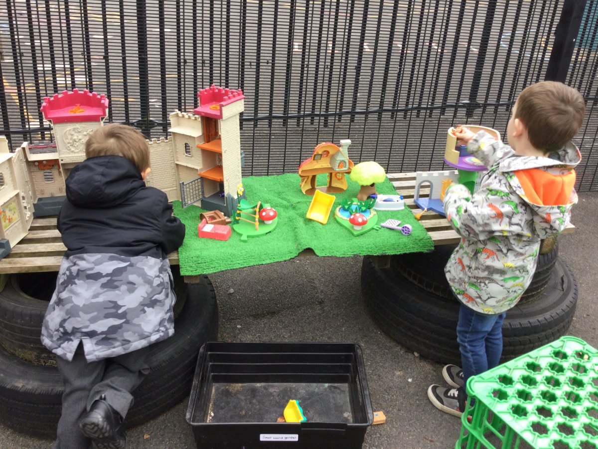 WestStreetPS's tweet photo. New post (Nursery News - wc 02/05/22) has been published on West Street Community Primary - https://t.co/1VdMjK7hzr https://t.co/pECKVjrev8
